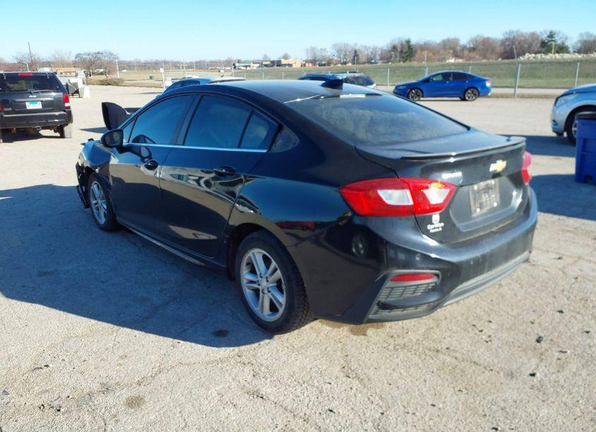 Photo 3 of 2016 Chevrolet Cruze LT AUTO (VIN 1G1BE5SM0G7326785)