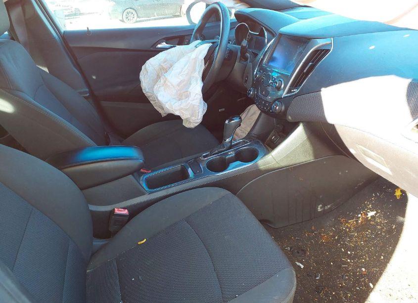 Photo 5 of 2016 Chevrolet Cruze LT AUTO (VIN 1G1BE5SM0G7326785)