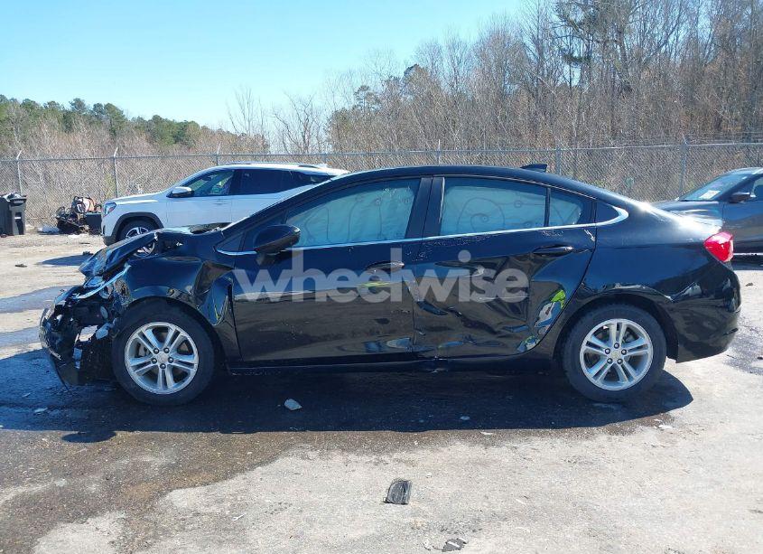 Photo 15 of 2017 Chevrolet Cruze LT AUTO (VIN 1G1BE5SM0H7104278)