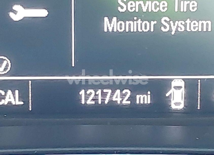 Photo 16 of 2017 Chevrolet Cruze LT AUTO (VIN 1G1BE5SM0H7104278)