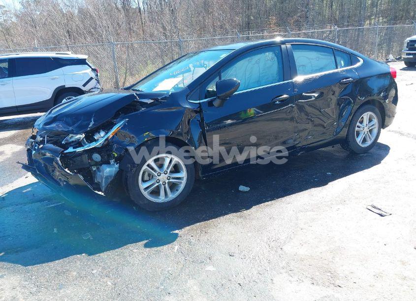 Photo 2 of 2017 Chevrolet Cruze LT AUTO (VIN 1G1BE5SM0H7104278)