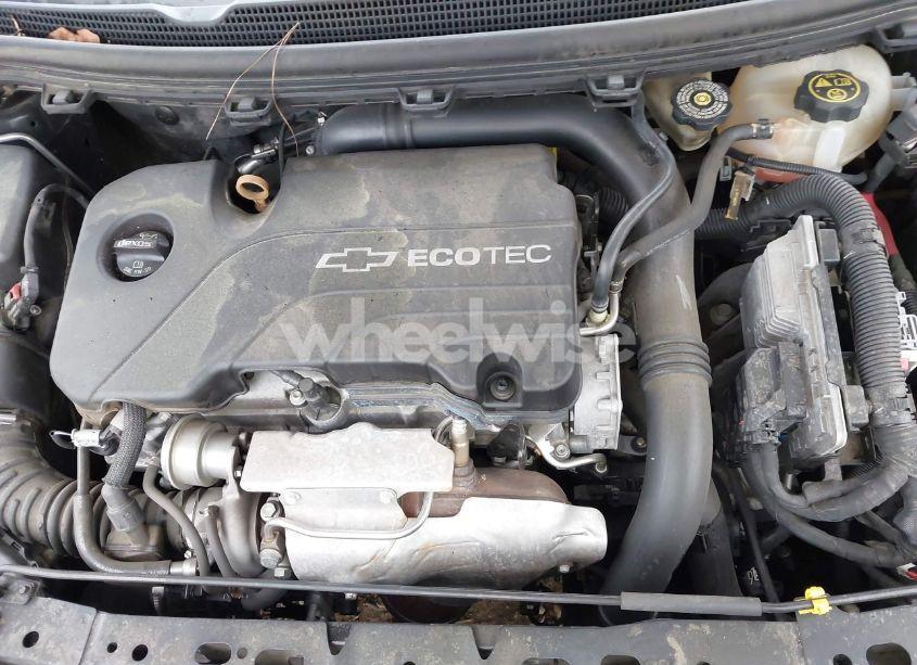 Photo 10 of 2017 Chevrolet Cruze LT AUTO (VIN 1G1BE5SM0H7105561)