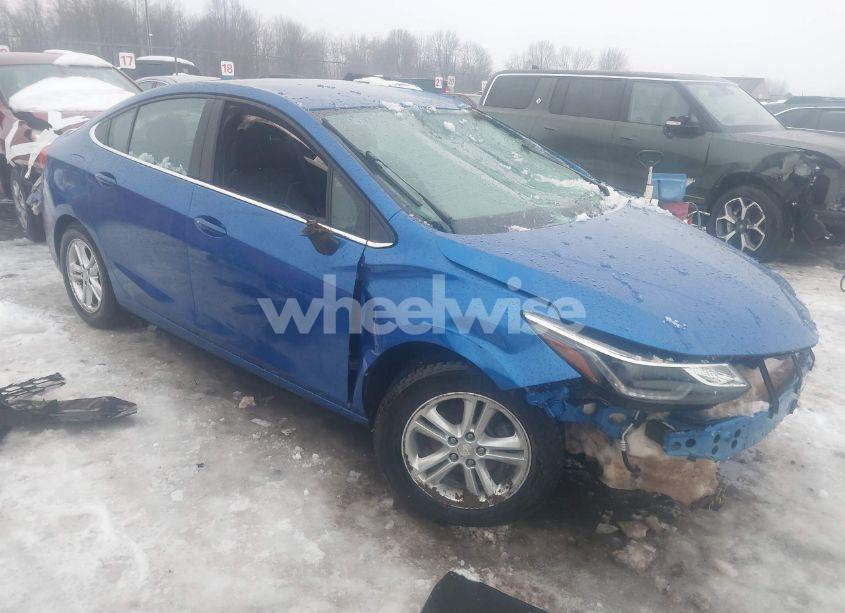 2017 Chevrolet Cruze LT AUTO (VIN 1G1BE5SM0H7113613) main photo