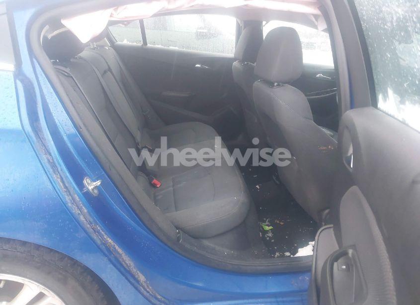 Photo 8 of 2017 Chevrolet Cruze LT AUTO (VIN 1G1BE5SM0H7113613)