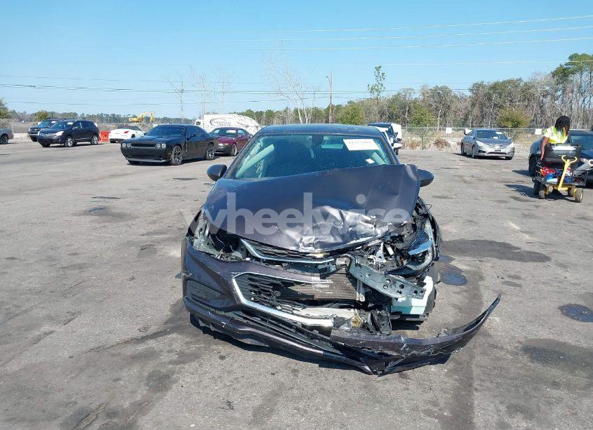 Photo 12 of 2017 Chevrolet Cruze LT AUTO (VIN 1G1BE5SM0H7125325)