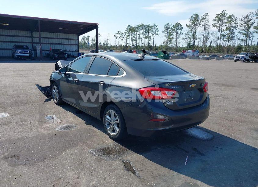 Photo 3 of 2017 Chevrolet Cruze LT AUTO (VIN 1G1BE5SM0H7125325)