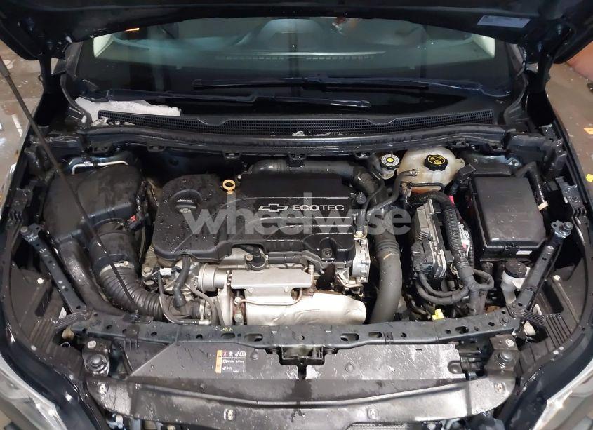 Photo 10 of 2017 Chevrolet Cruze LT AUTO (VIN 1G1BE5SM0H7126846)