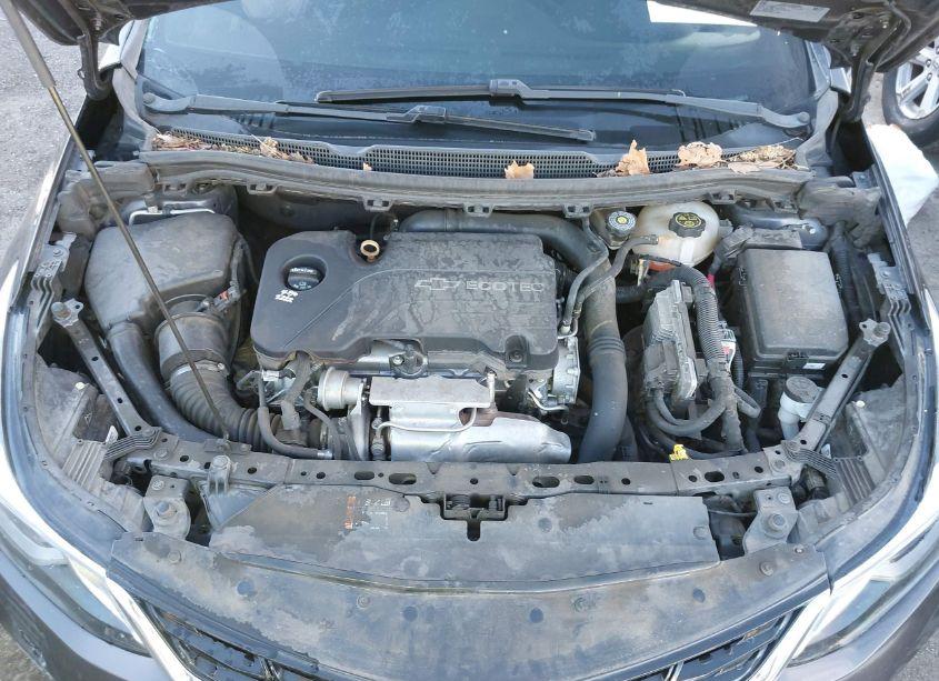 Photo 10 of 2017 Chevrolet Cruze LT AUTO (VIN 1G1BE5SM0H7132744)