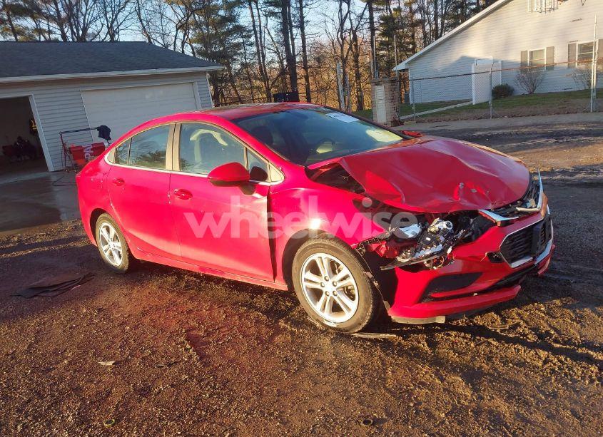 2017 Chevrolet Cruze LT AUTO (VIN 1G1BE5SM0H7141850) main photo