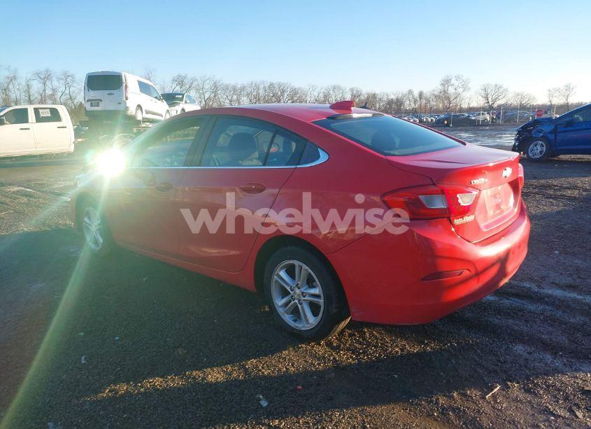 Photo 3 of 2017 Chevrolet Cruze LT AUTO (VIN 1G1BE5SM0H7141850)