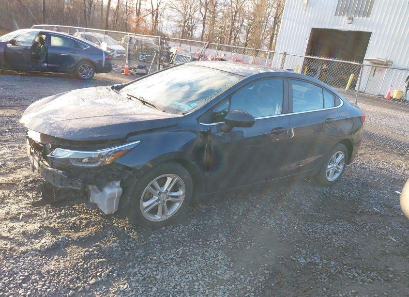 Photo 14 of 2017 Chevrolet Cruze LT AUTO (VIN 1G1BE5SM0H7147292)