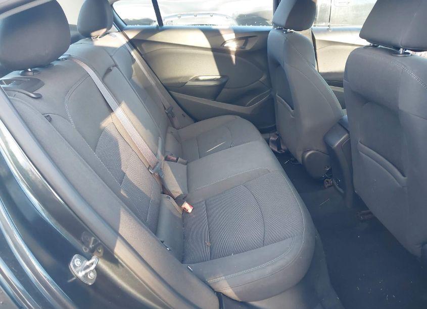 Photo 8 of 2017 Chevrolet Cruze LT AUTO (VIN 1G1BE5SM0H7147292)