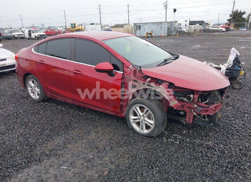 2017 Chevrolet Cruze LT AUTO (VIN 1G1BE5SM0H7172046) main photo