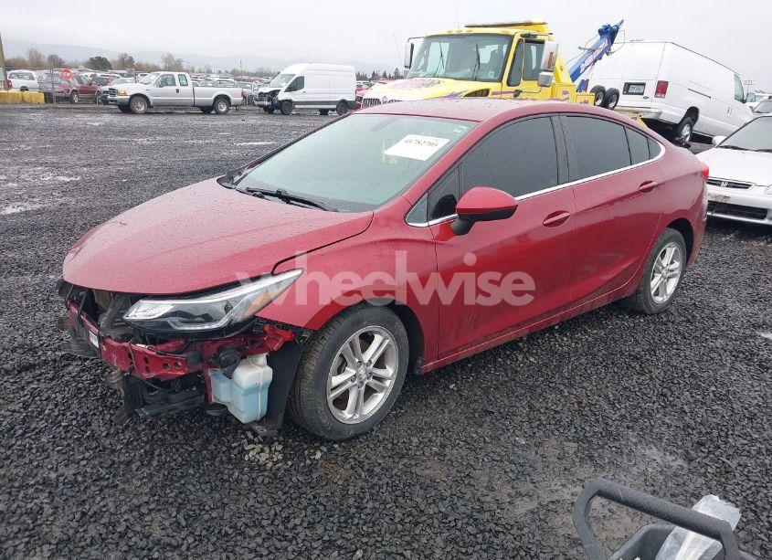 Photo 2 of 2017 Chevrolet Cruze LT AUTO (VIN 1G1BE5SM0H7172046)