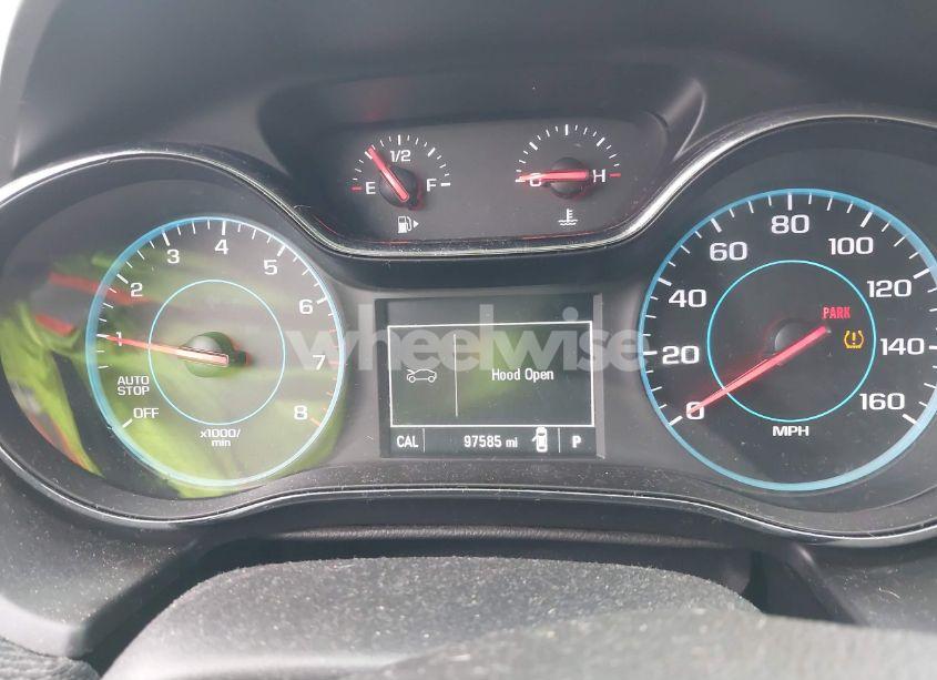 Photo 7 of 2017 Chevrolet Cruze LT AUTO (VIN 1G1BE5SM0H7172046)