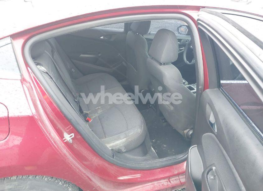 Photo 8 of 2017 Chevrolet Cruze LT AUTO (VIN 1G1BE5SM0H7172046)