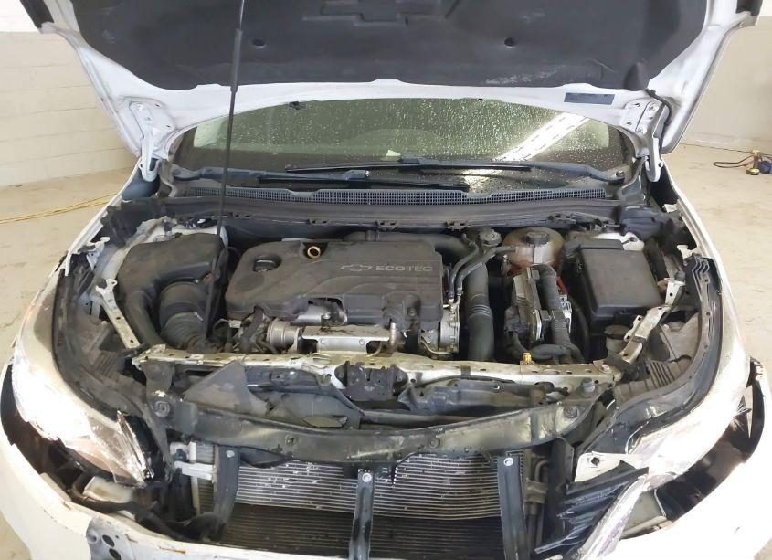 Photo 10 of 2017 Chevrolet Cruze LT AUTO (VIN 1G1BE5SM0H7186156)