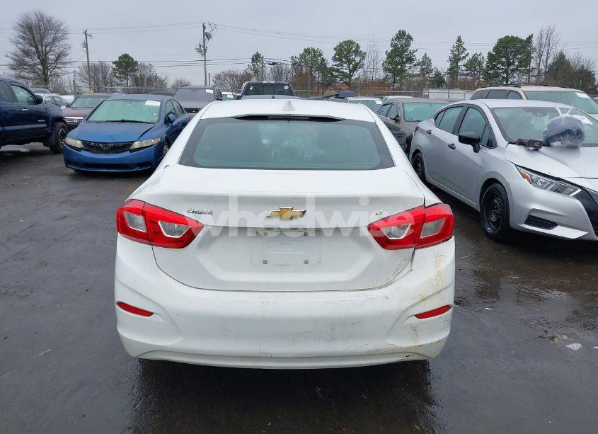 Photo 16 of 2017 Chevrolet Cruze LT AUTO (VIN 1G1BE5SM0H7186626)