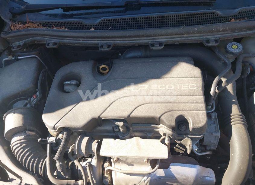 Photo 10 of 2017 Chevrolet Cruze LT AUTO (VIN 1G1BE5SM0H7219348)