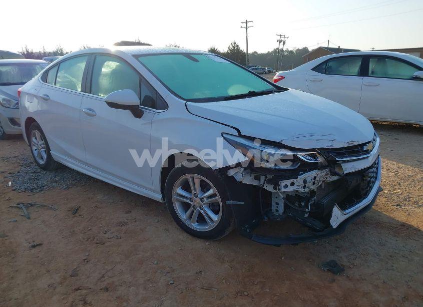 2017 Chevrolet Cruze LT AUTO (VIN 1G1BE5SM0H7235078) main photo