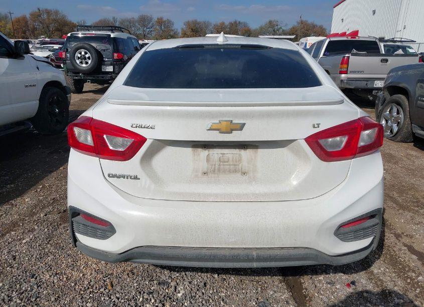 Photo 16 of 2017 Chevrolet Cruze LT AUTO (VIN 1G1BE5SM0H7247568)