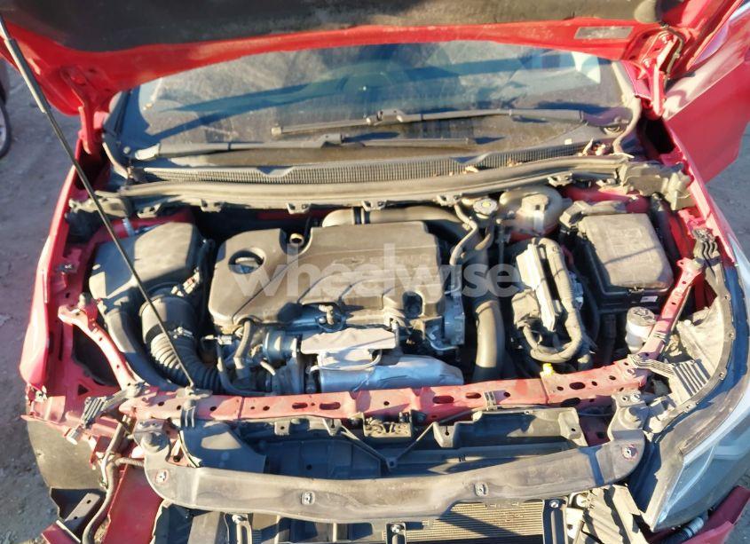 Photo 10 of 2017 Chevrolet Cruze LT AUTO (VIN 1G1BE5SM0H7247912)