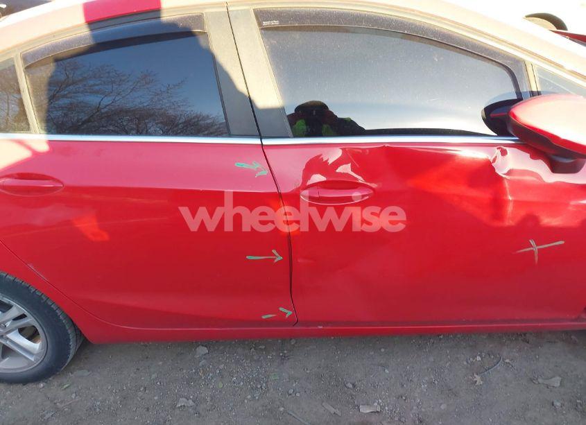 Photo 13 of 2017 Chevrolet Cruze LT AUTO (VIN 1G1BE5SM0H7247912)