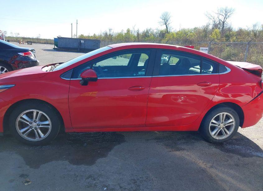 Photo 14 of 2017 Chevrolet Cruze LT AUTO (VIN 1G1BE5SM0H7254018)
