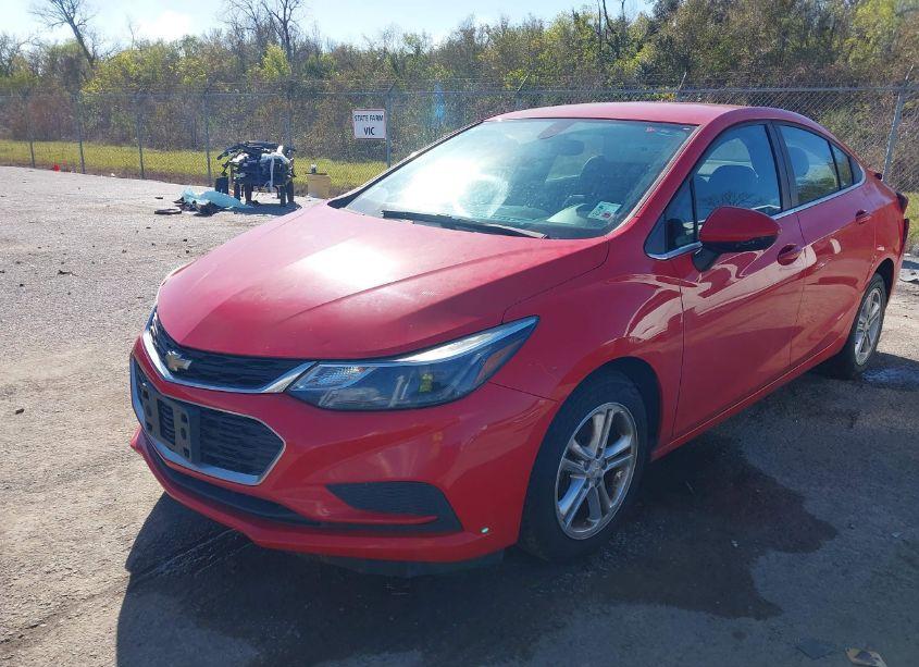 Photo 2 of 2017 Chevrolet Cruze LT AUTO (VIN 1G1BE5SM0H7254018)