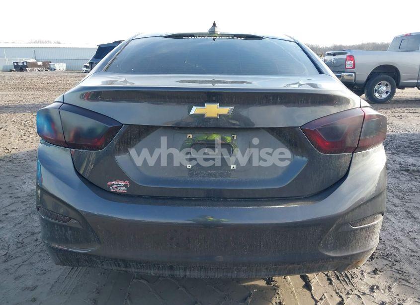 Photo 16 of 2017 Chevrolet Cruze LT AUTO (VIN 1G1BE5SM0H7254410)