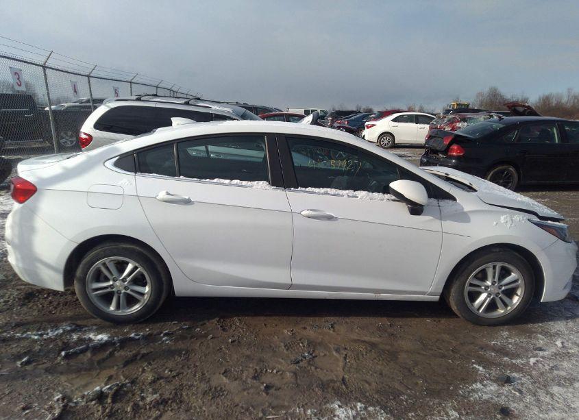 Photo 13 of 2017 Chevrolet Cruze LT AUTO (VIN 1G1BE5SM0H7256111)