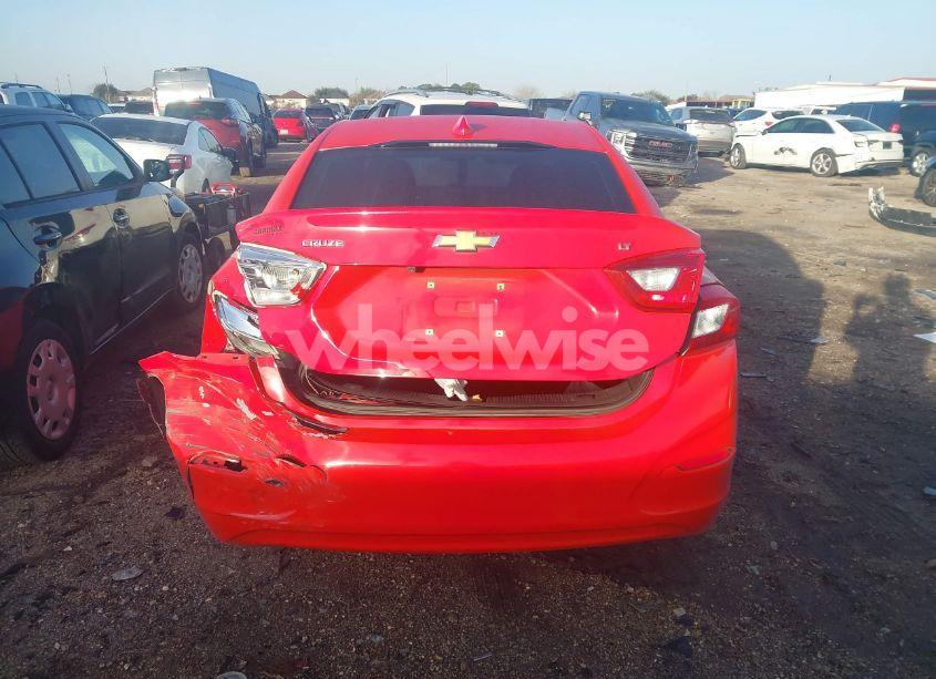 Photo 16 of 2017 Chevrolet Cruze LT AUTO (VIN 1G1BE5SM0H7259672)