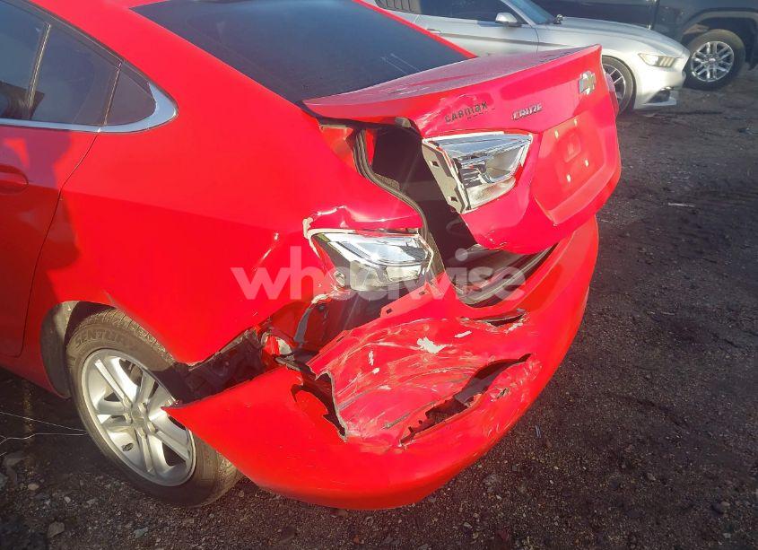 Photo 6 of 2017 Chevrolet Cruze LT AUTO (VIN 1G1BE5SM0H7259672)