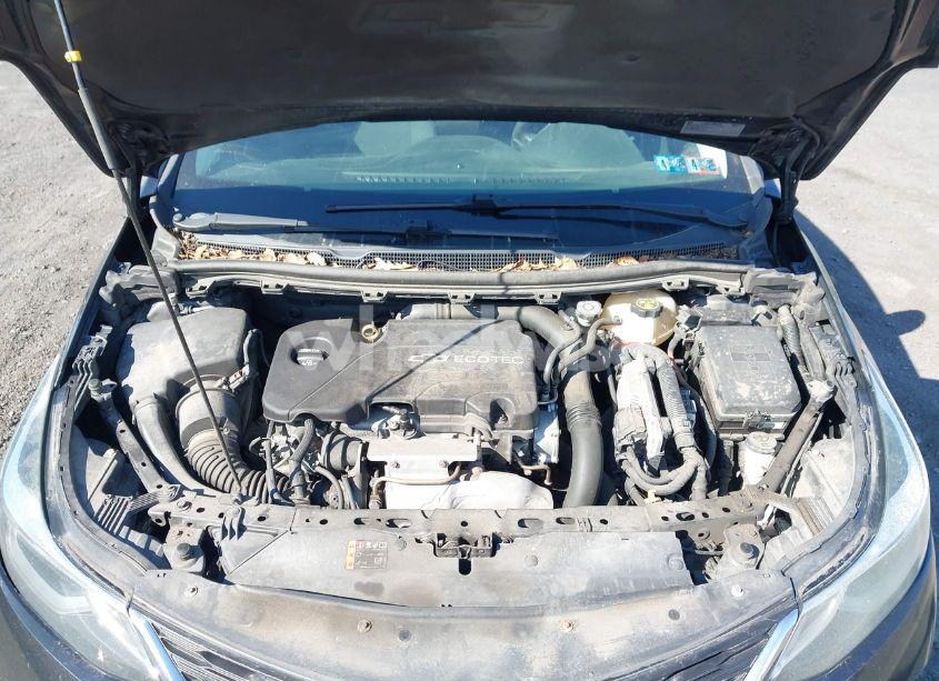 Photo 10 of 2017 Chevrolet Cruze LT AUTO (VIN 1G1BE5SM0H7259686)