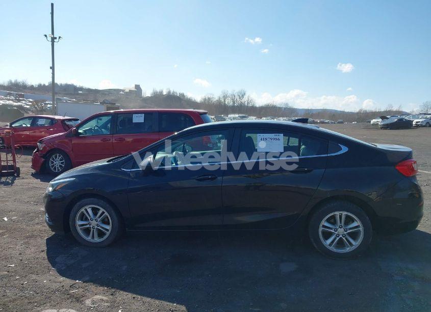 Photo 14 of 2017 Chevrolet Cruze LT AUTO (VIN 1G1BE5SM0H7259686)