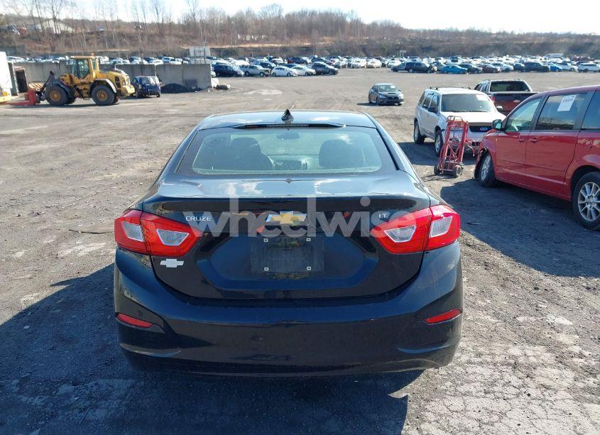 Photo 16 of 2017 Chevrolet Cruze LT AUTO (VIN 1G1BE5SM0H7259686)