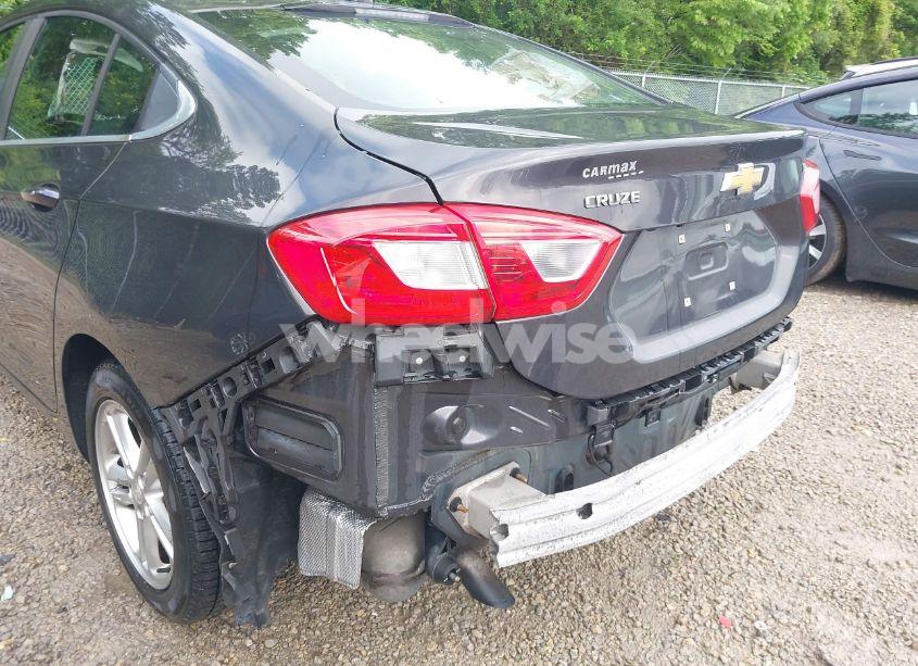 Photo 18 of 2017 Chevrolet Cruze LT AUTO (VIN 1G1BE5SM0H7263074)