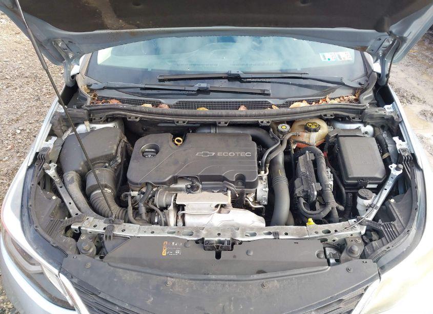 Photo 10 of 2017 Chevrolet Cruze LT AUTO (VIN 1G1BE5SM0H7275998)