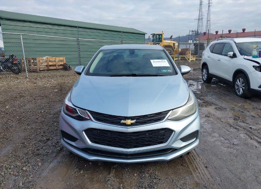 Photo 12 of 2017 Chevrolet Cruze LT AUTO (VIN 1G1BE5SM0H7275998)