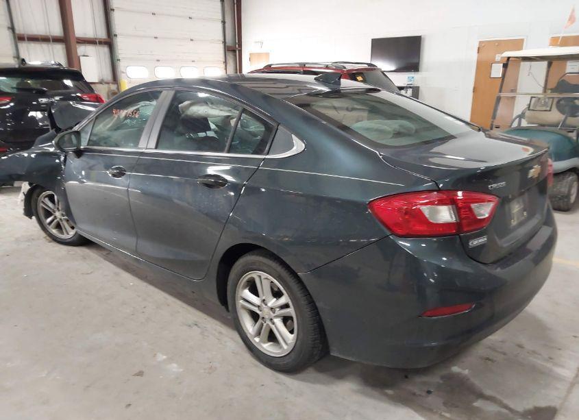 Photo 3 of 2017 Chevrolet Cruze LT AUTO (VIN 1G1BE5SM0H7280540)