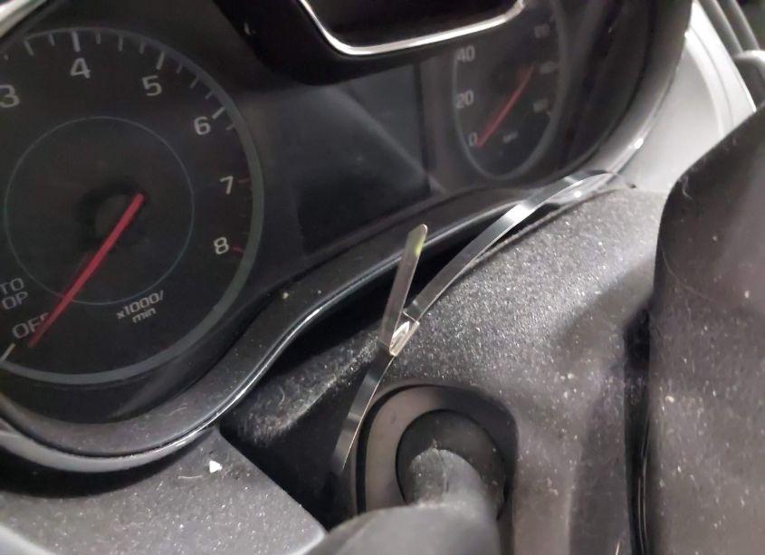 Photo 7 of 2017 Chevrolet Cruze LT AUTO (VIN 1G1BE5SM0H7280540)