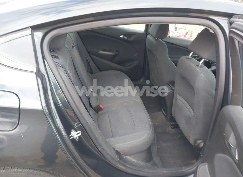 Photo 8 of 2018 Chevrolet Cruze LT AUTO (VIN 1G1BE5SM0J7107879)