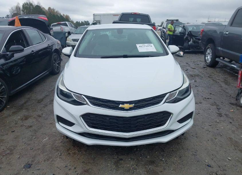 Photo 12 of 2018 Chevrolet Cruze LT AUTO (VIN 1G1BE5SM0J7120325)