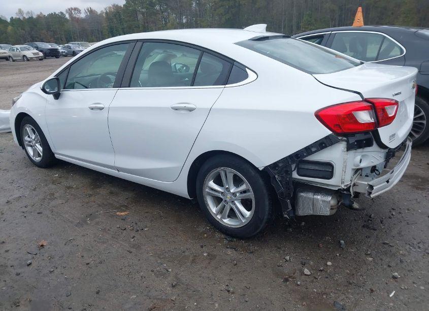 Photo 3 of 2018 Chevrolet Cruze LT AUTO (VIN 1G1BE5SM0J7120325)