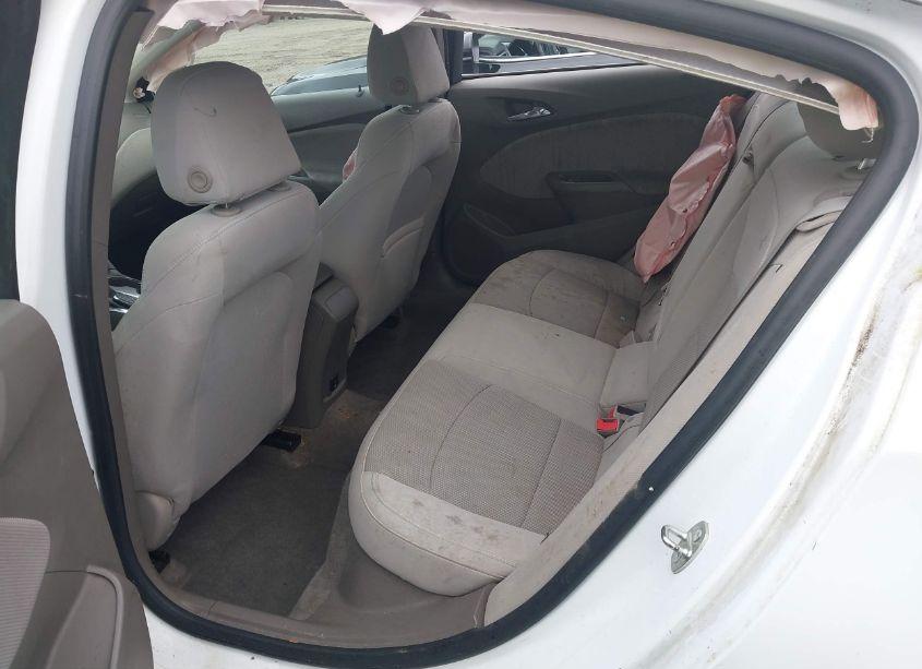 Photo 8 of 2018 Chevrolet Cruze LT AUTO (VIN 1G1BE5SM0J7120325)