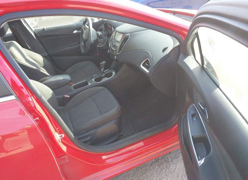 Photo 5 of 2018 Chevrolet Cruze LT AUTO (VIN 1G1BE5SM0J7129512)