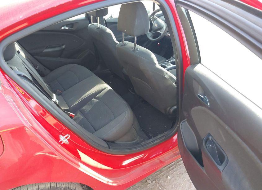 Photo 8 of 2018 Chevrolet Cruze LT AUTO (VIN 1G1BE5SM0J7129512)