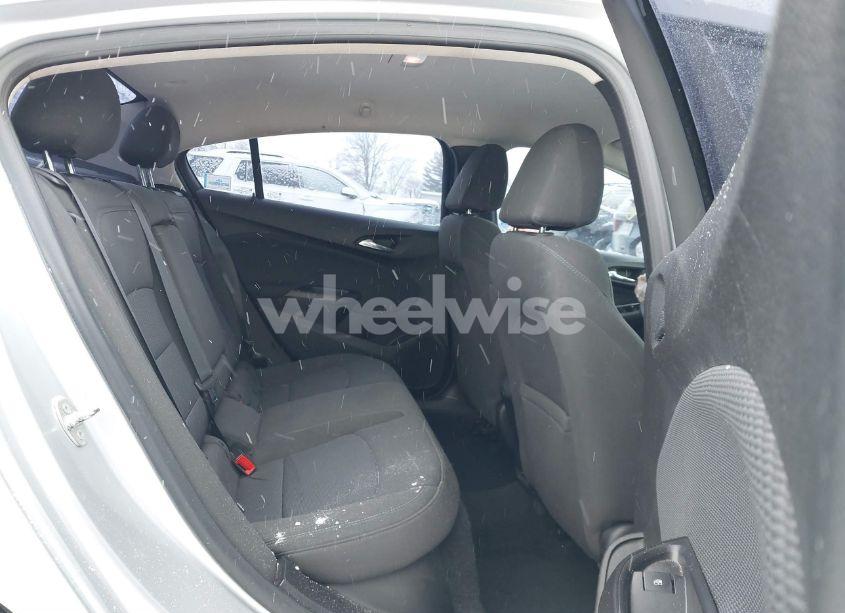 Photo 8 of 2018 Chevrolet Cruze LT AUTO (VIN 1G1BE5SM0J7140171)