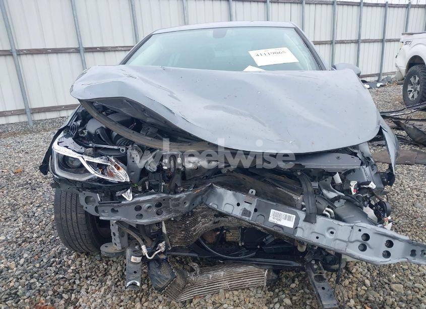 Photo 12 of 2018 Chevrolet Cruze LT AUTO (VIN 1G1BE5SM0J7142261)