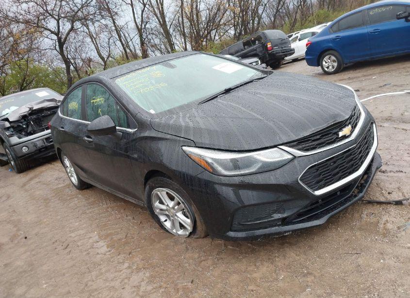 2018 Chevrolet Cruze LT AUTO (VIN 1G1BE5SM0J7170836) main photo